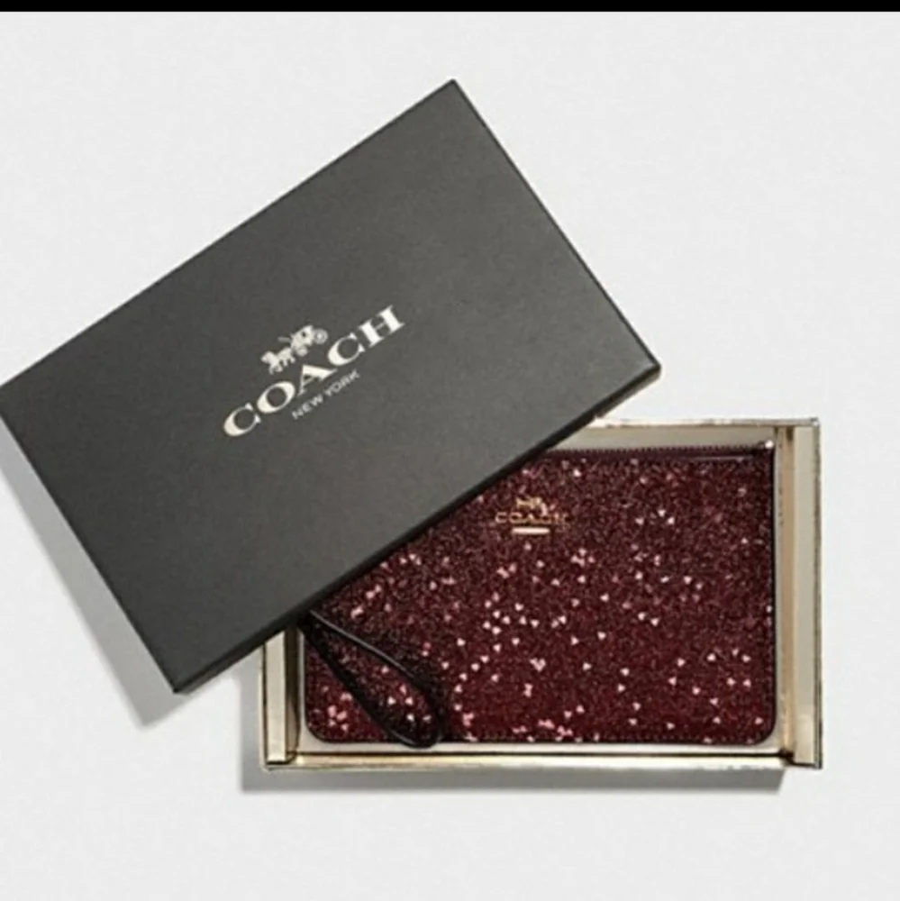 Coach Rasberry glitters wristlet bag purse original box New